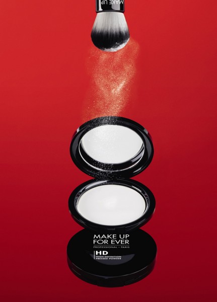 HD-Pressed-Powder---Still-Life-Make-up-for-ever-blush-www.collection-magazine.com