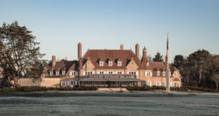 THE RETURN OF SAVOIRFAIRE TO KNOKKE-HEIST