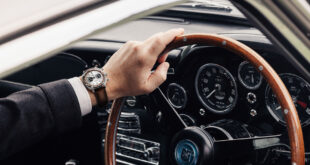 TIME AND SPEED, REUNITED: BREITLING AND ASTON MARTIN PRESENT THE TOP TIME TRIBUTE TO THE ICONIC DB5